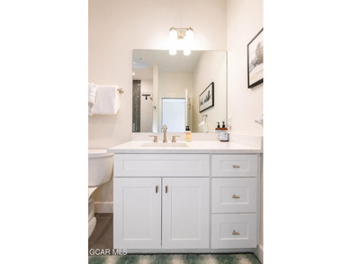 Ground-level 1-bed, 1-bath condo located in the heart of Grand - photo 8
