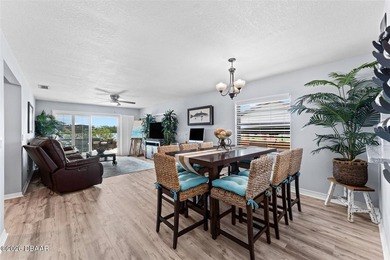 Tucked away on a quiet street, this fully renovated 2-bedroom - photo 6