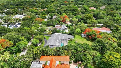 Situated on nearly an acre in the heart of prestigious Pinecrest - photo 25