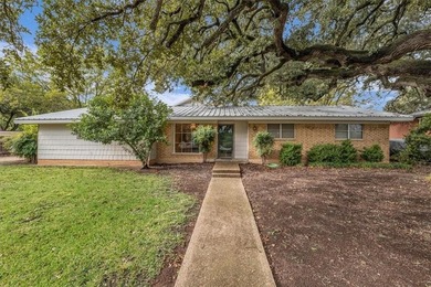 Lake Waco Home Active Under Contract in Waco Texas