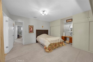 Rare opportunity to own a spacious single-level home with a - photo 32