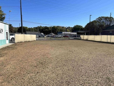 Check out this Riverside warehouse, which is insulated and