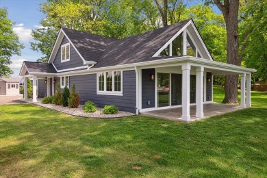 Lake Home For Sale in Pinckney, Michigan
