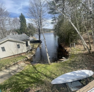 Lake Hamilton Reservoir Home For Sale in Holland Massachusetts