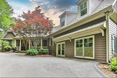 *Endless Sky Lodge* presents a rare opportunity to own a - photo 2