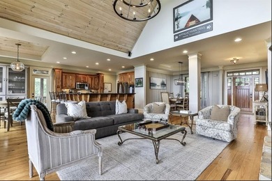 *Endless Sky Lodge* presents a rare opportunity to own a - photo 9