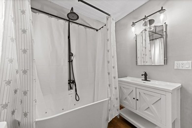 Welcome to 1560 Roy Drive, a stunningly remodeled 4-bedroom - photo 41