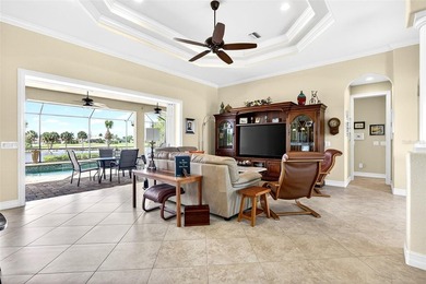 GOLF COURSE & LAKE VIEWS! CUSTOM 3 BEDROOM, 2 BATH, 3-CAR GARAGE - photo 7