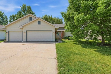 Lake Winnebago Home For Sale in Oshkosh Wisconsin