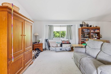 Located in a city sub division with a country feel this 4 BR 2 - photo 7