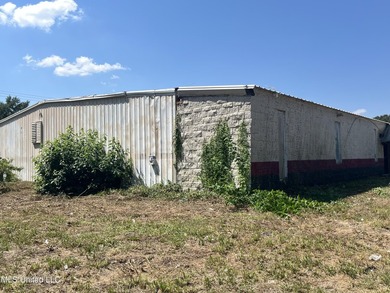 Great Commercial Investment Opportunity- 15,450 sf, not in a - photo 8