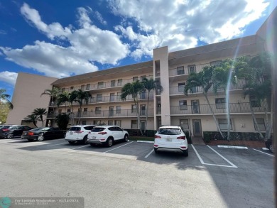 Lake Condo For Sale in Sunrise, Florida