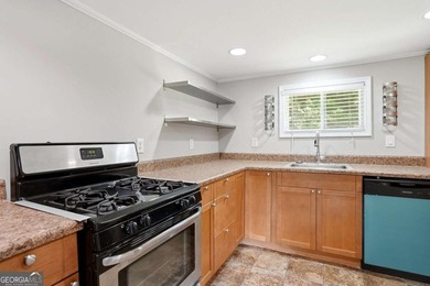 Welcome to 4130 McClure Drive in beautiful Oakwood, GA! This - photo 11