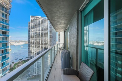Beautiful corner unit at 500 Brickell, offering 2 bedrooms, 2