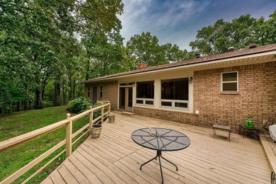 Well-maintained brick home situated on 3 acres outside the city - photo 26