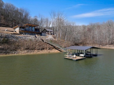 Lewis Smith Lake Home For Sale in Arley Alabama