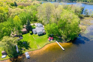 Beautifully appointed lakefront ranch has breathtaking views of - photo 35