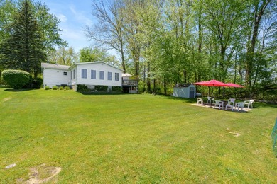 Beautifully appointed lakefront ranch has breathtaking views of - photo 42