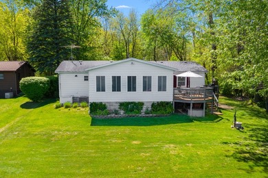 Beautifully appointed lakefront ranch has breathtaking views of - photo 47