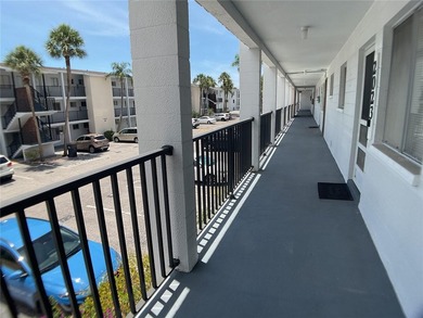 Charming and affordable resort-style living awaits you in this - photo 4