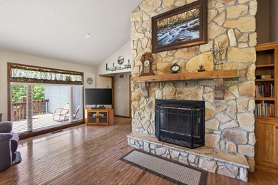 Rare opportunity! This stunning, one-owner estate sits on 30 - photo 8