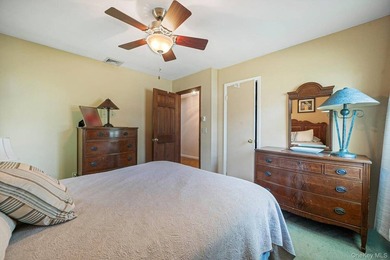 Spacious and well-maintained L-shaped ranch offering the perfect - photo 17