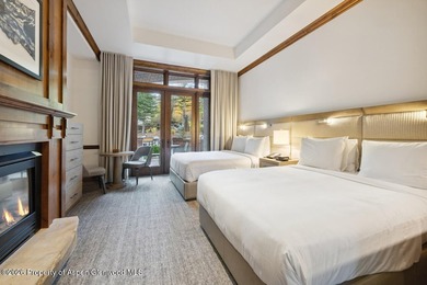 2024 renovations completed (including new decor, furniture - photo 18