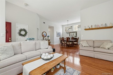 The Beautiful Detached Maidstone Model Is Located In The - photo 6
