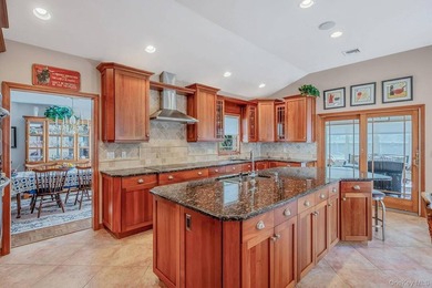Spacious and well-maintained L-shaped ranch offering the perfect - photo 29