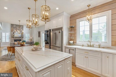 Indulge in the epitome of luxury living in this extraordinary - photo 11