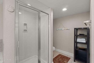 laundry, and owners' closet. This stylish beach haven boasts - photo 12