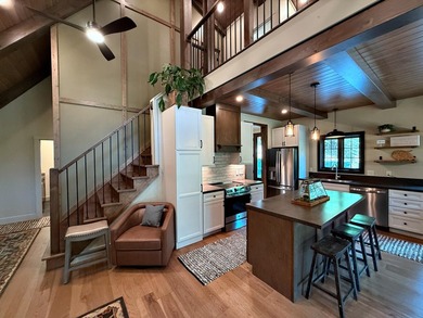 Experience The Kestrel, mountain living at its finest in this - photo 4