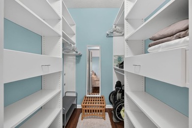3-bedroom, 2-bathroom condominium in the highly desirable - photo 19