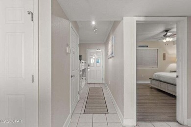 laundry, and owners' closet. This stylish beach haven boasts - photo 25