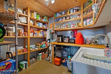 Welcome to your dream retreat on over 9 wooded acres. This - photo 31