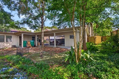 4BR/3BA home situated on a spacious 0.54-acre lot in the - photo 36