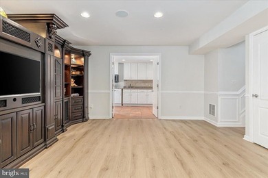 Indulge in the epitome of luxury living in this extraordinary - photo 42