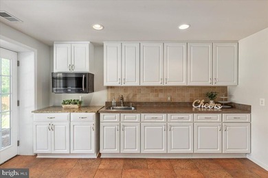 Indulge in the epitome of luxury living in this extraordinary - photo 44