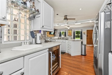 Fisherman's paradise! Waterfront residence situated on the - photo 13