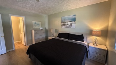 Welcome to your slice of Myrtle Beach paradise! Nestled in the - photo 15