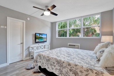Waterfront Boutique Building and Gorgeous Condo in Central - photo 15