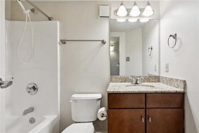 LOCATION - COURTYARD VIEW - TWO BATHS - LOVELY, FLEXIBLE FLOOR