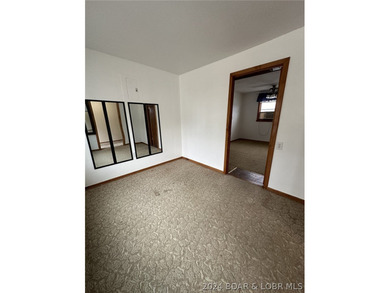 4-bed, 2-bath waterfront home in the Turkey Creek arm of Lake of - photo 17