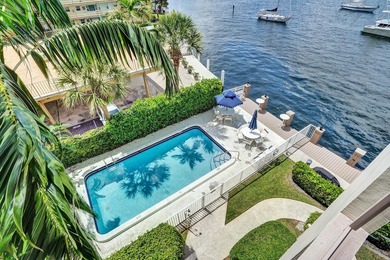 Waterfront Boutique Building and Gorgeous Condo in Central - photo 19