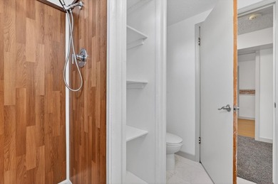 Welcome to your next home ! This beautiful brick home is - photo 23