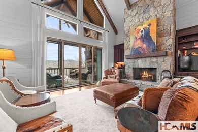 Exceptional private five-bedroom *Lodge Home* with expansive - photo 35