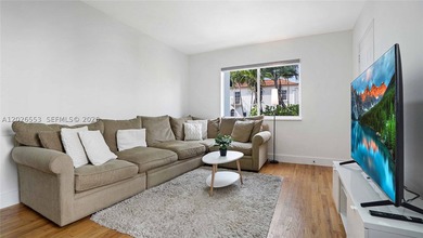RARE MID-BEACH INVESTMENT GEM! Turnkey, 100% occupied boutique - photo 6