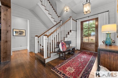Exceptional private five-bedroom *Lodge Home* with expansive - photo 37