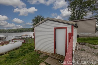 4-bed, 2-bath waterfront home in the Turkey Creek arm of Lake of - photo 40