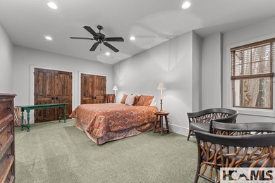Exceptional private five-bedroom *Lodge Home* with expansive - photo 41
